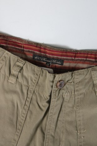 Pantaloni scurți de femei Mambo, Mărime M, Culoare Verde, Preț 54,04 Lei