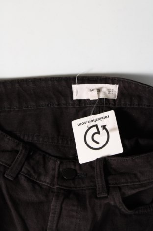 Дамски къс панталон Mango, Размер M, Цвят Черен, Цена 4,50 лв.
