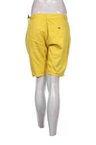 Дамски къс панталон Miss Sixty, Размер L, Цвят Жълт, Цена 102,00 лв.