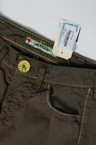 Дамски къс панталон Miss Sixty, Размер XS, Цвят Зелен, Цена 22,44 лв.