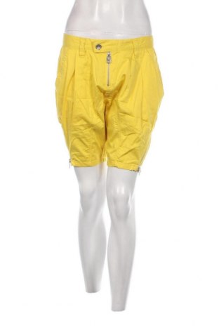 Γυναικείο κοντό παντελόνι Miss Sixty, Μέγεθος M, Χρώμα Κίτρινο, Τιμή 11,57 €