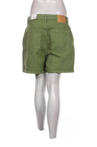 Pantaloni scurți de femei ONLY, Mărime L, Culoare Verde, Preț 131,58 Lei