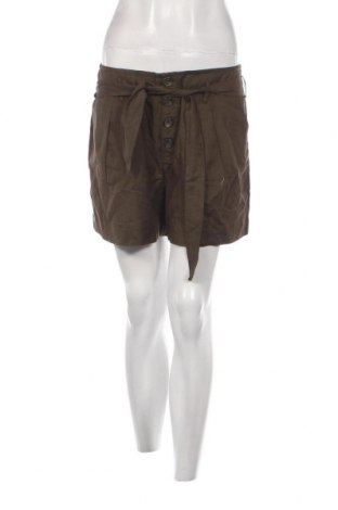 Γυναικείο κοντό παντελόνι ONLY, Μέγεθος M, Χρώμα Πράσινο, Τιμή 6,19 €