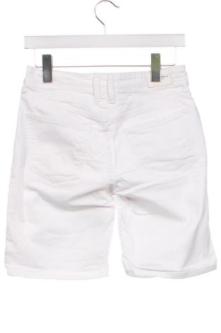 Дамски къс панталон Pepe Jeans, Размер XS, Цвят Бял, Цена 25,50 лв.