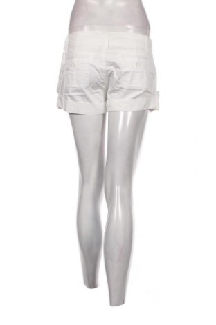 Дамски къс панталон Pepe Jeans, Размер S, Цвят Бял, Цена 23,46 лв.
