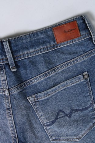 Pantaloni scurți de femei Pepe Jeans, Mărime S, Culoare Albastru, Preț 335,53 Lei