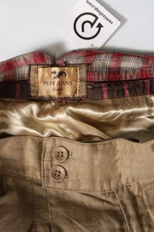 Pantaloni scurți de femei Pepe Jeans, Mărime S, Culoare Auriu, Preț 50,33 Lei