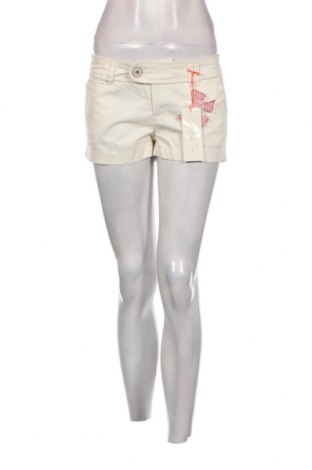 Damen Shorts Pepe Jeans, Größe M, Farbe Ecru, Preis 6,84 €