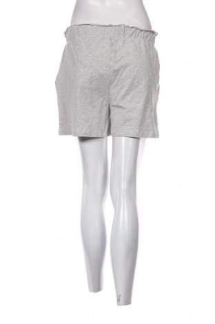 Γυναικείο κοντό παντελόνι Pieces, Μέγεθος S, Χρώμα Γκρί, Τιμή 6,80 €