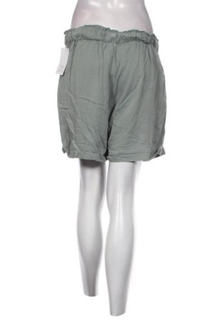 Дамски къс панталон Pure, Размер L, Цвят Зелен, Цена 9,92 лв.