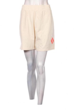 Γυναικείο κοντό παντελόνι Superdry, Μέγεθος M, Χρώμα Εκρού, Τιμή 8,06 €