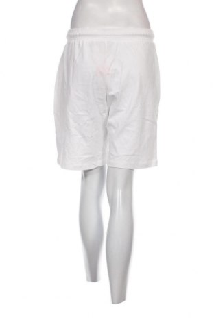 Pantaloni scurți de femei Superdry, Mărime M, Culoare Alb, Preț 223,68 Lei