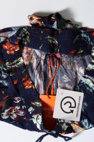 Γυναικείο κοντό παντελόνι Superdry, Μέγεθος S, Χρώμα Πολύχρωμο, Τιμή 5,61 €