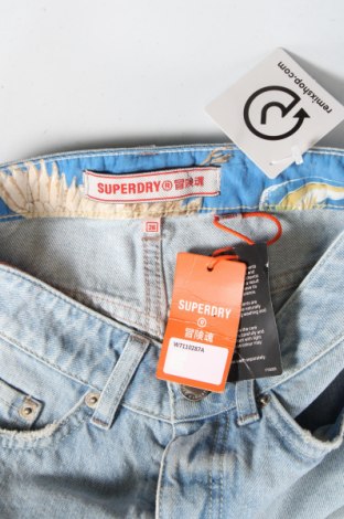 Дамски къс панталон Superdry, Размер XS, Цвят Син, Цена 68,00 лв.