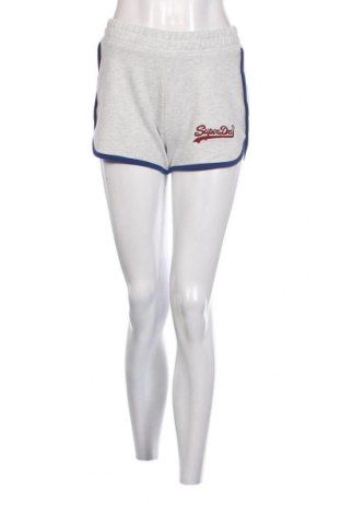 Γυναικείο κοντό παντελόνι Superdry, Μέγεθος S, Χρώμα Γκρί, Τιμή 6,66 €