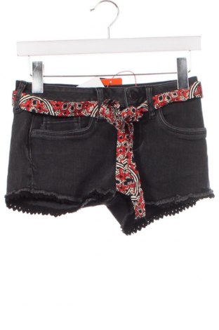 Pantaloni scurți de femei Superdry, Mărime S, Culoare Gri, Preț 38,03 Lei