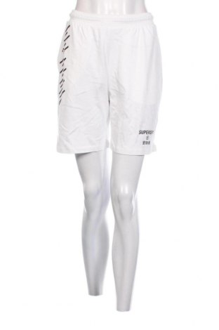 Damen Shorts Superdry, Größe S, Farbe Weiß, Preis 12,62 €