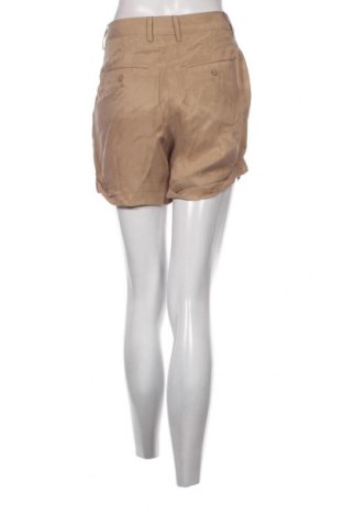 Дамски къс панталон Superdry, Размер S, Цвят Бежов, Цена 24,48 лв.