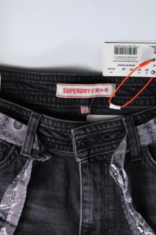 Pantaloni scurți de femei Superdry, Mărime M, Culoare Gri, Preț 143,16 Lei