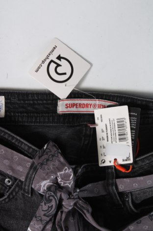 Pantaloni scurți de femei Superdry, Mărime S, Culoare Gri, Preț 62,63 Lei