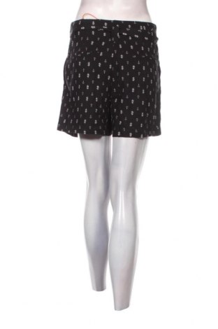 Γυναικείο κοντό παντελόνι Superdry, Μέγεθος S, Χρώμα Μαύρο, Τιμή 12,62 €