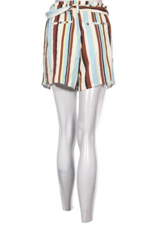 Γυναικείο κοντό παντελόνι Tom Tailor, Μέγεθος S, Χρώμα Πολύχρωμο, Τιμή 37,11 €
