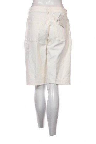 Γυναικείο κοντό παντελόνι Trussardi, Μέγεθος M, Χρώμα Λευκό, Τιμή 70,10 €