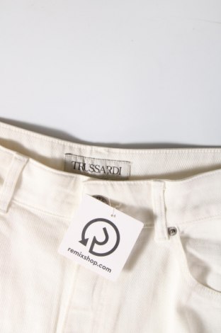 Pantaloni scurți de femei Trussardi, Mărime M, Culoare Alb, Preț 80,53 Lei