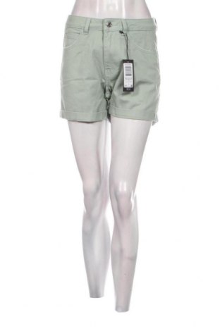 Γυναικείο κοντό παντελόνι Vero Moda, Μέγεθος S, Χρώμα Πράσινο, Τιμή 6,60 €