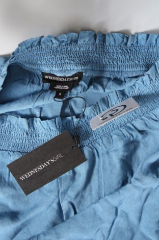 Pantaloni scurți de femei Wednesday Lulu, Mărime S, Culoare Albastru, Preț 38,69 Lei
