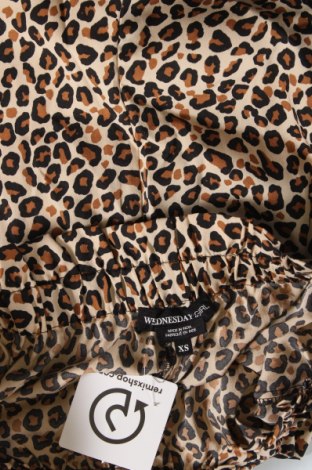 Damen Shorts Wednesday's Girl, Größe XS, Farbe Mehrfarbig, Preis € 37,11