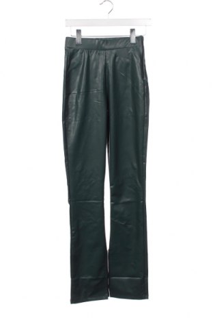 Дамски кожен панталон Nly Trend, Размер XXS, Цвят Зелен, Цена 12,88 лв.