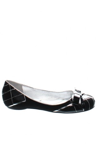 Дамски обувки BCBG Max Azria, Размер 37, Цвят Черен, Цена 137,27 лв.