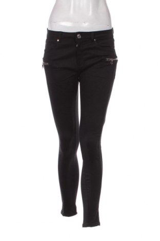 Γυναικείο παντελόνι Bershka, Μέγεθος M, Χρώμα Μαύρο, Τιμή 3,05 €