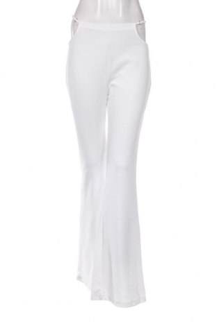 Γυναικείο παντελόνι Bershka, Μέγεθος L, Χρώμα Λευκό, Τιμή 9,48 €