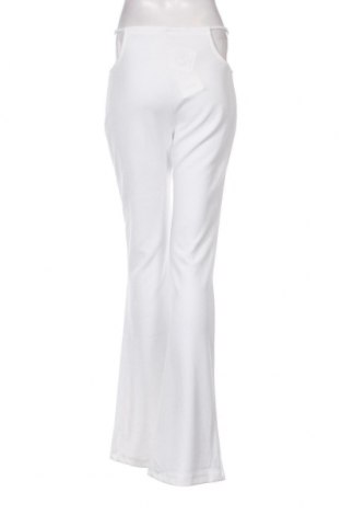 Damenhose Bershka, Größe L, Farbe Weiß, Preis 6,40 €