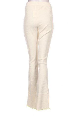 Damenhose Bershka, Größe XL, Farbe Ecru, Preis 23,71 €
