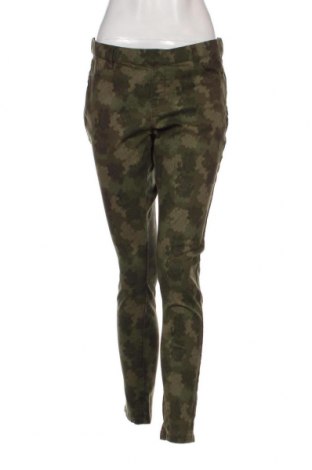 Дамски панталон Camaieu, Размер L, Цвят Зелен, Цена 27,60 лв.
