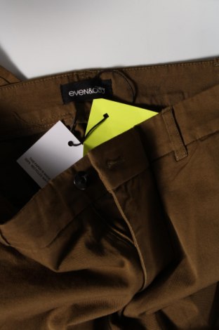 Γυναικείο παντελόνι Even&Odd, Μέγεθος M, Χρώμα Πράσινο, Τιμή 5,22 €