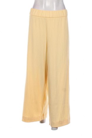 Дамски панталон Monki, Размер M, Цвят Жълт, Цена 15,68 лв.