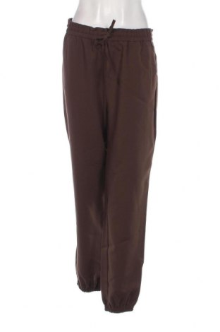 Дамски панталон ONLY, Размер XL, Цвят Кафяв, Цена 13,50 лв.