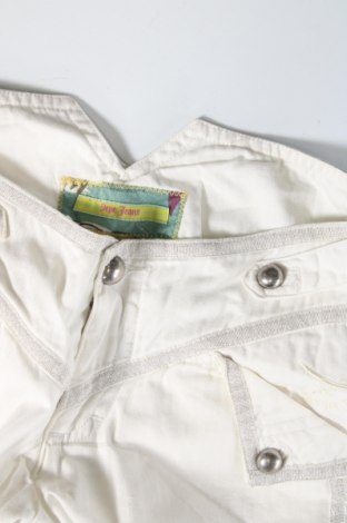 Дамски панталон Pepe Jeans, Размер S, Цвят Бял, Цена 16,06 лв.
