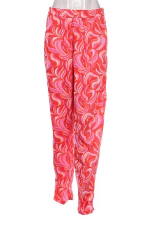 Γυναικείο παντελόνι Pieces, Μέγεθος M, Χρώμα Ρόζ , Τιμή 9,19 €