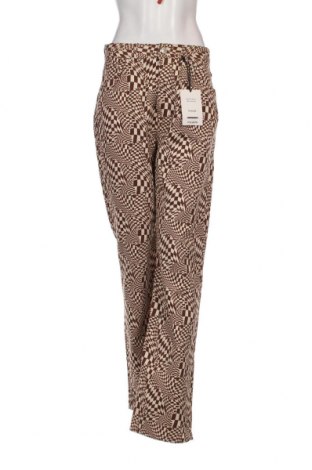 Pantaloni de femei Pull&Bear, Mărime M, Culoare Multicolor, Preț 37,83 Lei