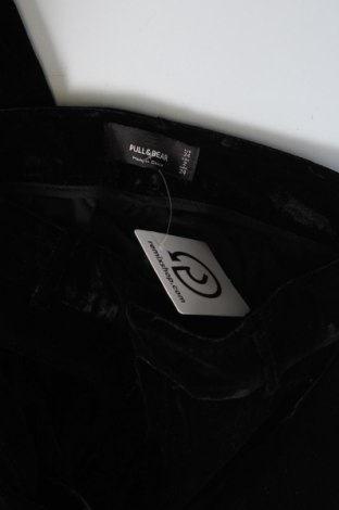 Дамски панталон Pull&Bear, Размер XS, Цвят Черен, Цена 9,20 лв.