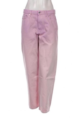 Dámské kalhoty  Weekday, Velikost S, Barva Růžová, Cena  297,00 Kč