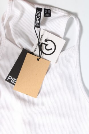 Γυναικείο αμάνικο μπλουζάκι Pieces, Μέγεθος M, Χρώμα Λευκό, Τιμή 5,29 €