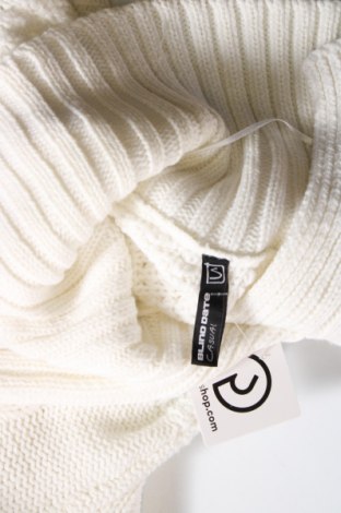 Дамски пуловер Blind Date, Размер S, Цвят Бял, Цена 5,80 лв.