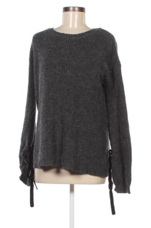 Дамски пуловер Very J, Размер S, Цвят Сив, Цена 3,77 лв.
