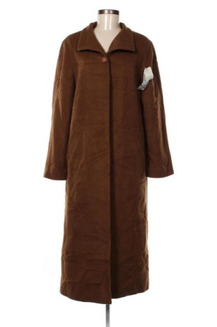 Дамско палто Canda, Размер M, Цвят Кафяв, Цена 107,00 лв.